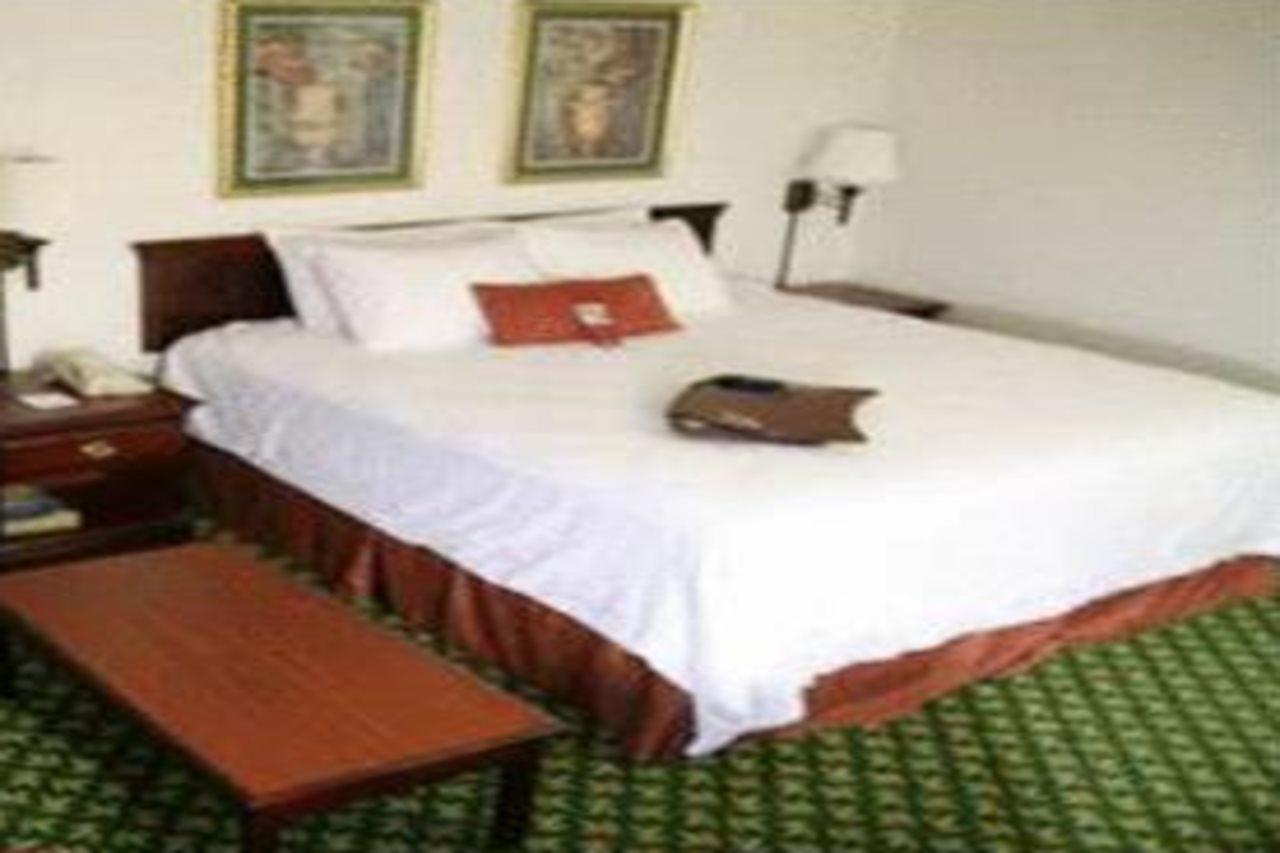 Hampton Inn Huntsville-Arsenal/South Parkway Ngoại thất bức ảnh